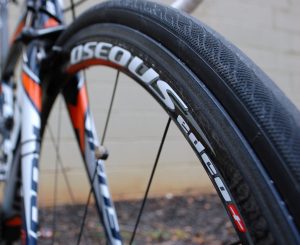 clincher carbon bike tire